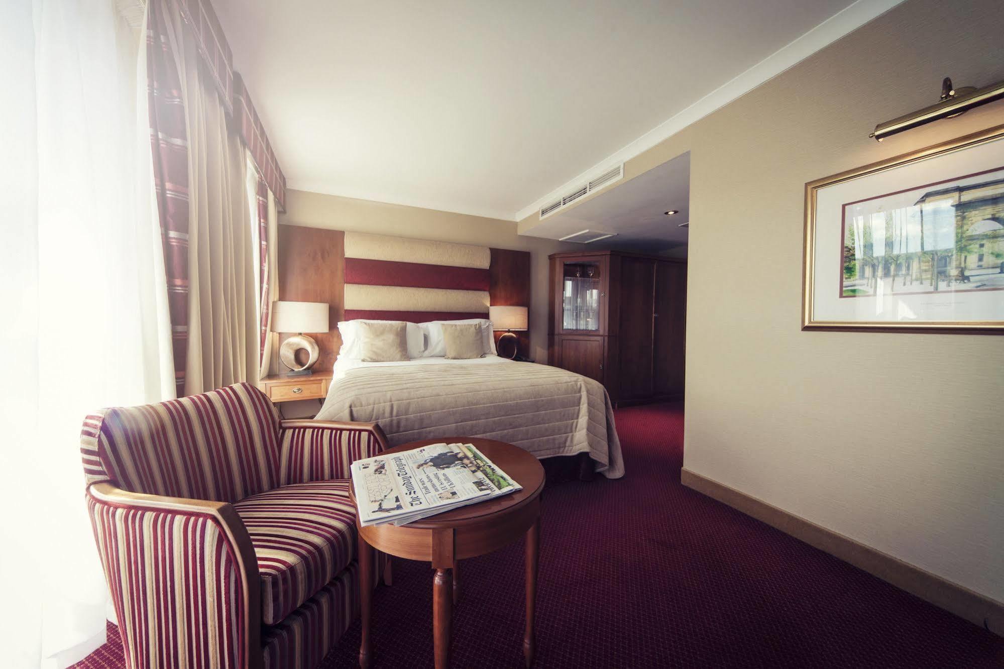Carlton George Hotel Глазго Экстерьер фото